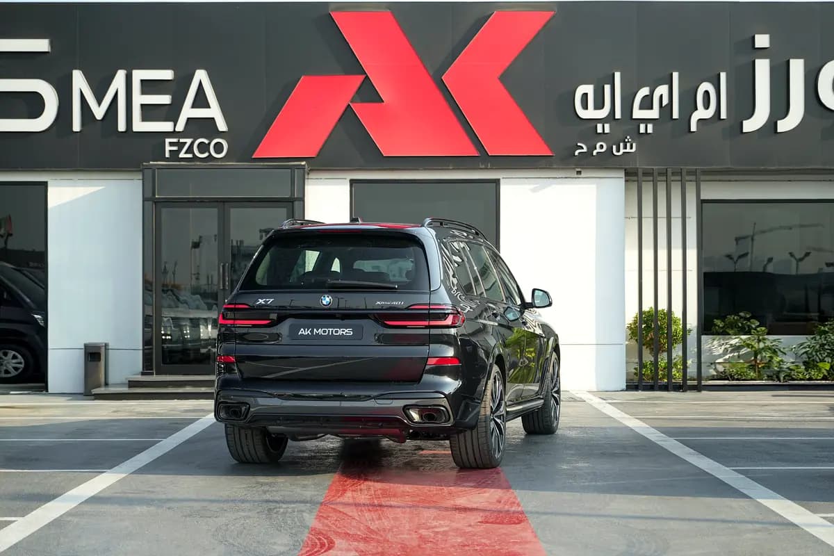 خرید بی‌ام‌و ایکس۷ xDrive40i M Sport مدل ۲۰۲۶ از دبی — واردات به منطقه آزاد کیش و قشم — خودرو بی‌ام‌و — تصویر 6