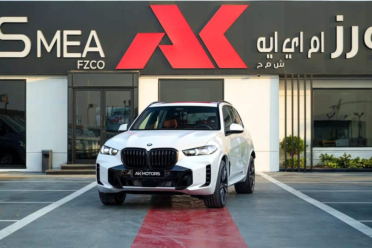 خرید بی‌ام‌و ایکس۵ xDrive40i M Sport مدل ۲۰۲۶ از دبی — واردات به منطقه آزاد کیش و قشم — خودرو بی‌ام‌و — تصویر 3