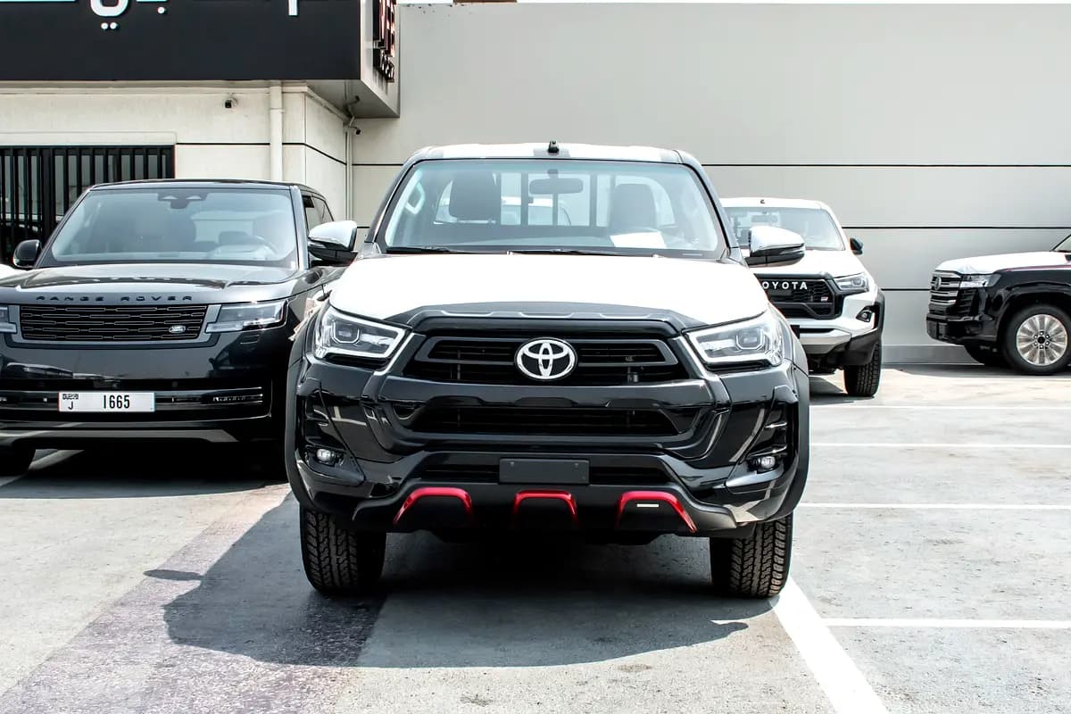 خرید تویوتا هایلوکس TRD مدل ۲۰۲۶ از دبی — واردات به منطقه آزاد کیش و قشم — خودرو تویوتا