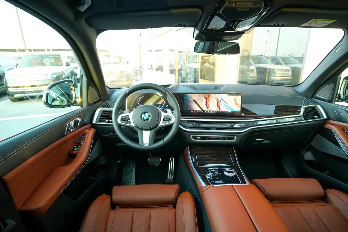 خرید بی‌ام‌و ایکس۵ xDrive40i M Sport مدل ۲۰۲۶ از دبی — واردات به منطقه آزاد کیش و قشم — خودرو بی‌ام‌و — تصویر 10