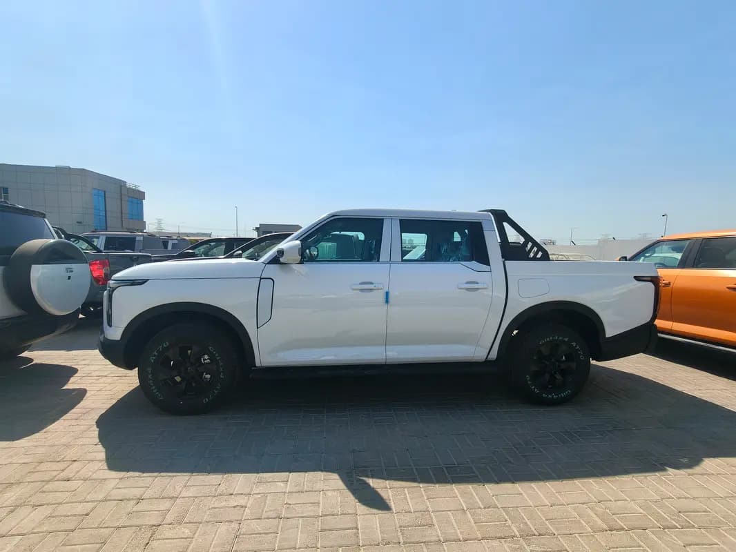 خرید دونگ‌فنگ Z9 4WD STD AT مدل ۲۰۲۶ از دبی — واردات به منطقه آزاد کیش و قشم — خودرو دونگ‌فنگ — تصویر 3