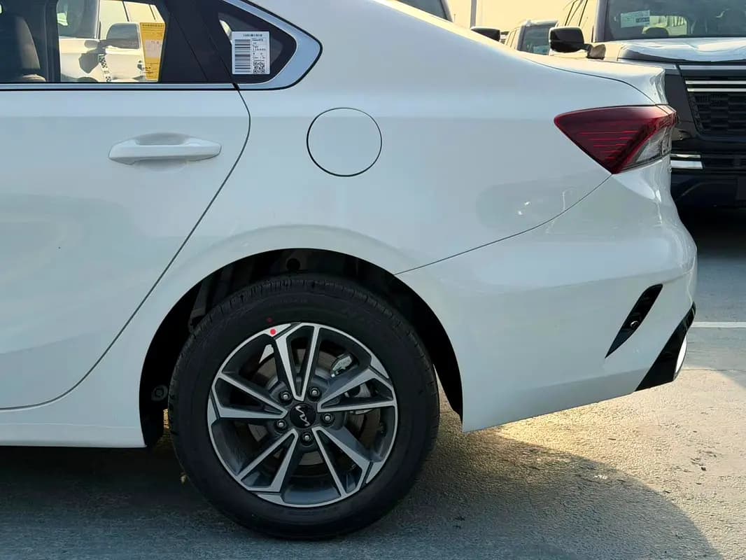 خرید کیا کی۳ LX مدل ۲۰۲۶ از دبی — واردات به منطقه آزاد کیش و قشم — خودرو کیا — تصویر 13