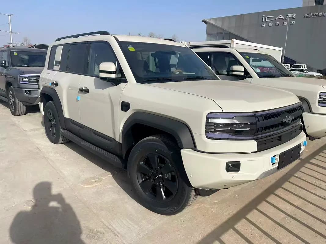 خرید بی‌وای‌دی Leopard 5 Ultra مدل ۲۰۲۵ از دبی — واردات به منطقه آزاد کیش و قشم — خودرو بی‌وای‌دی