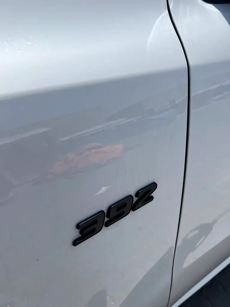 خرید Dodge Durango SRT مدل ۲۰۲۴ از دبی — واردات به منطقه آزاد کیش و قشم — خودرو Dodge — تصویر 17