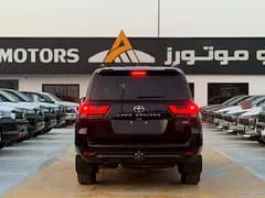 خرید تویوتا لندکروزر VX مدل ۲۰۲۵ از دبی — واردات به منطقه آزاد کیش و قشم — خودرو تویوتا — تصویر 4