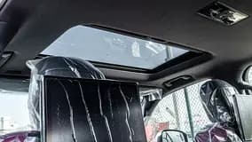 خرید تویوتا لندکروزر VXR مدل ۲۰۲۶ از دبی — واردات به منطقه آزاد کیش و قشم — خودرو تویوتا — تصویر 18