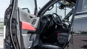 خرید تویوتا لندکروزر VXR مدل ۲۰۲۶ از دبی — واردات به منطقه آزاد کیش و قشم — خودرو تویوتا — تصویر 8