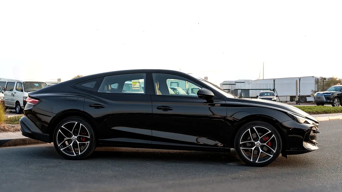 خرید ام‌جی MG 7 Deluxe مدل ۲۰۲۶ از دبی — واردات به منطقه آزاد کیش و قشم — خودرو ام‌جی — تصویر 3