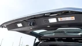 خرید تویوتا لندکروزر VXR مدل ۲۰۲۶ از دبی — واردات به منطقه آزاد کیش و قشم — خودرو تویوتا — تصویر 5