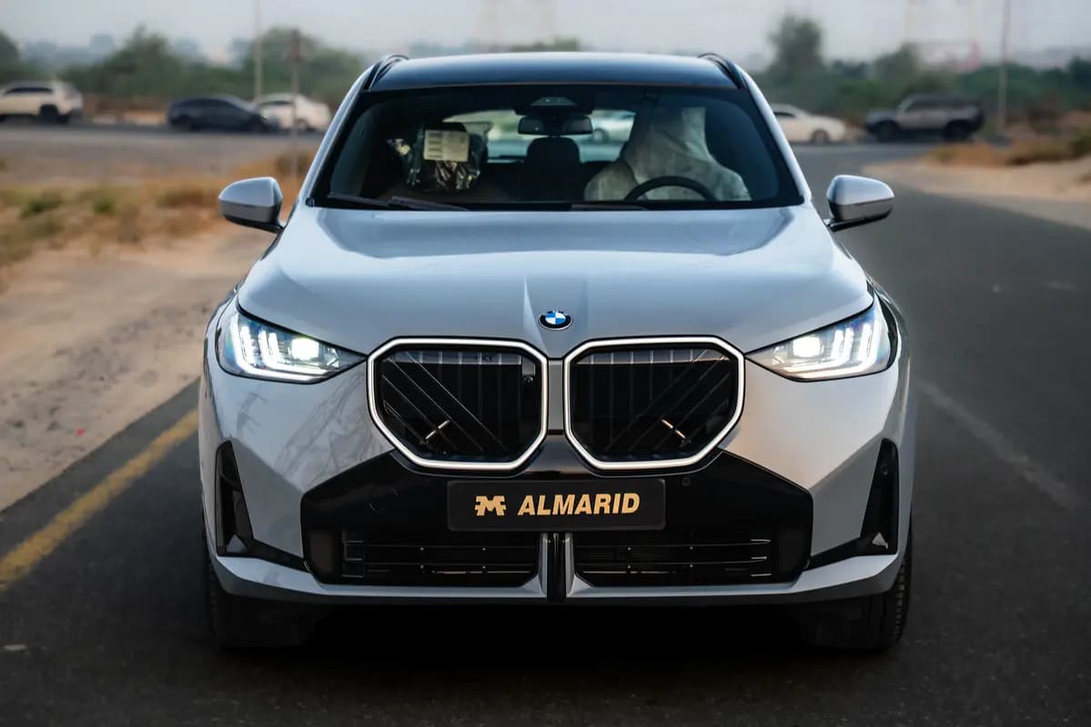 خرید بی‌ام‌و ایکس۳ xDrive20i مدل ۲۰۲۶ از دبی — واردات به منطقه آزاد کیش و قشم — خودرو بی‌ام‌و — تصویر 3
