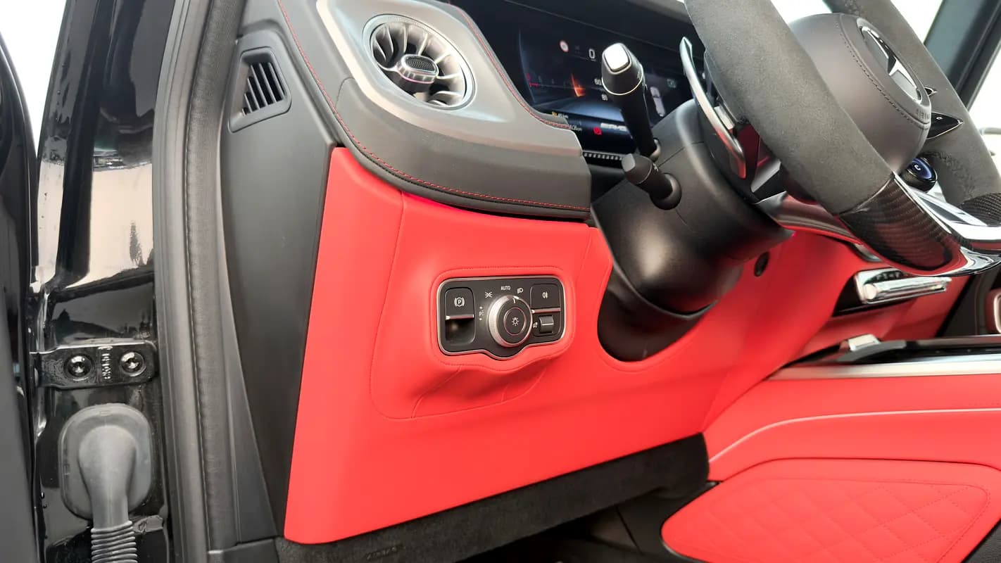 خرید مرسدس کلاس G G 63 AMG مدل ۲۰۲۶ از دبی — واردات به منطقه آزاد کیش و قشم — خودرو مرسدس — تصویر 12