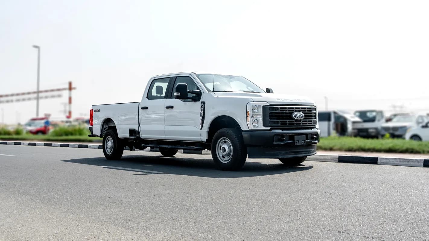خرید فورد F 250 XL مدل ۲۰۲۴ از دبی — واردات به منطقه آزاد کیش و قشم — خودرو فورد