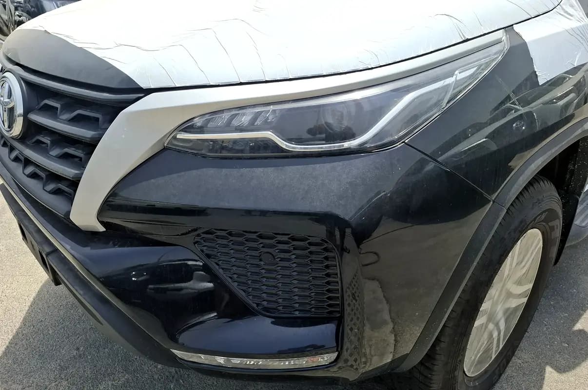 خرید تویوتا فورچونر EXR مدل ۲۰۲۶ از دبی — واردات به منطقه آزاد کیش و قشم — خودرو تویوتا — تصویر 6