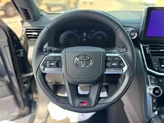 خرید تویوتا لندکروزر GR Sport مدل ۲۰۲۶ از دبی — واردات به منطقه آزاد کیش و قشم — خودرو تویوتا — تصویر 2