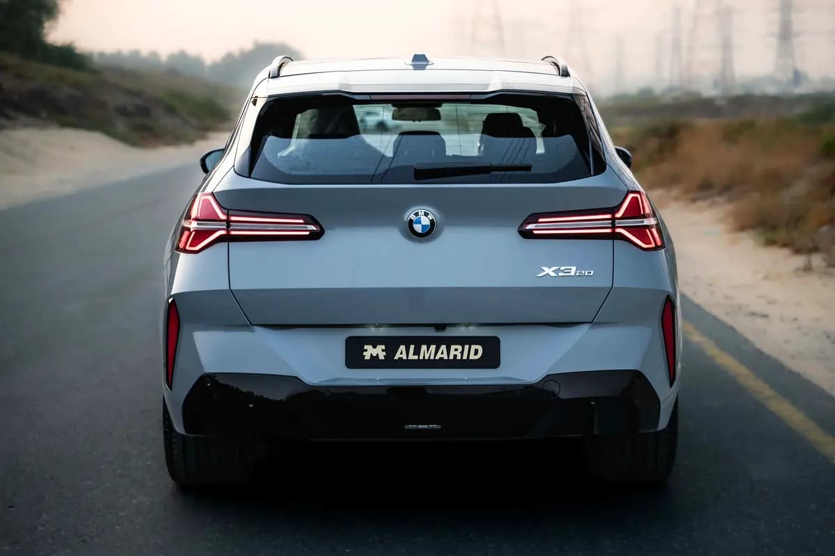خرید بی‌ام‌و ایکس۳ xDrive20i مدل ۲۰۲۶ از دبی — واردات به منطقه آزاد کیش و قشم — خودرو بی‌ام‌و — تصویر 4