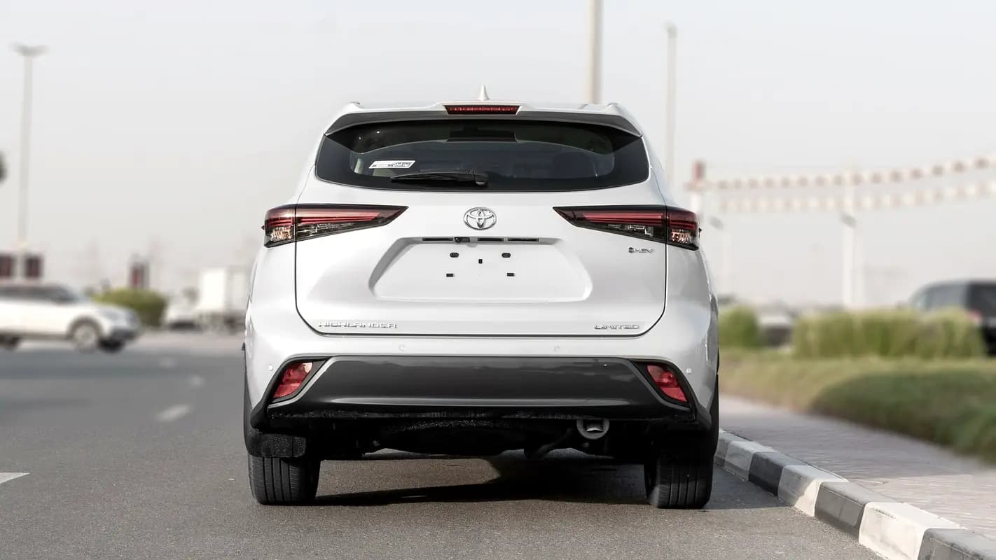 خرید تویوتا هایلندر Limited مدل ۲۰۲۶ از دبی — واردات به منطقه آزاد کیش و قشم — خودرو تویوتا — تصویر 5