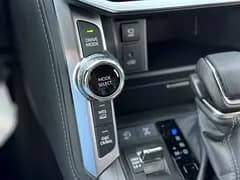 خرید تویوتا لندکروزر GR Sport مدل ۲۰۲۶ از دبی — واردات به منطقه آزاد کیش و قشم — خودرو تویوتا — تصویر 7