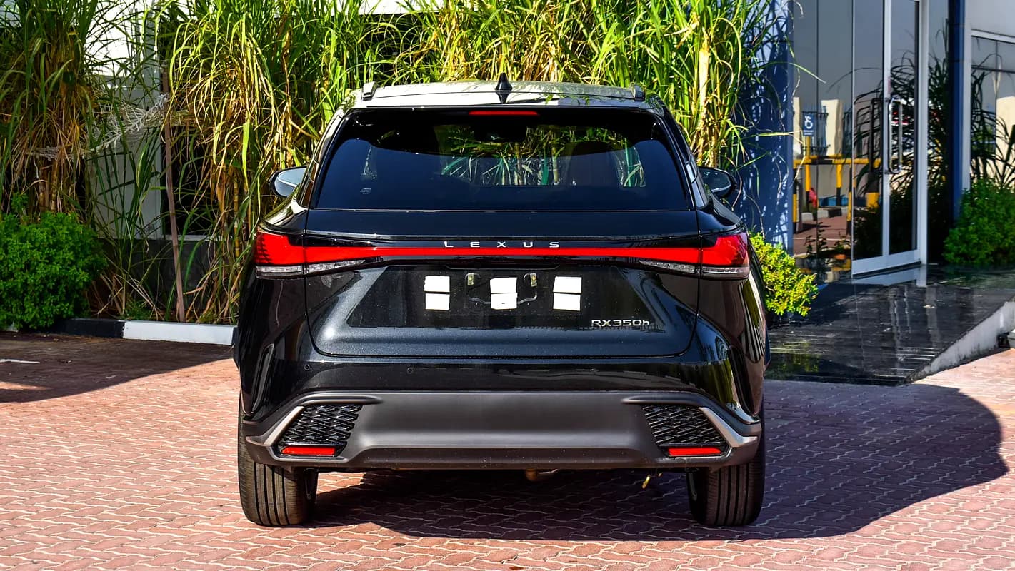 خرید لکسوس سری RX RX 350 F Sport مدل ۲۰۲۶ از دبی — واردات به منطقه آزاد کیش و قشم — خودرو لکسوس — تصویر 3