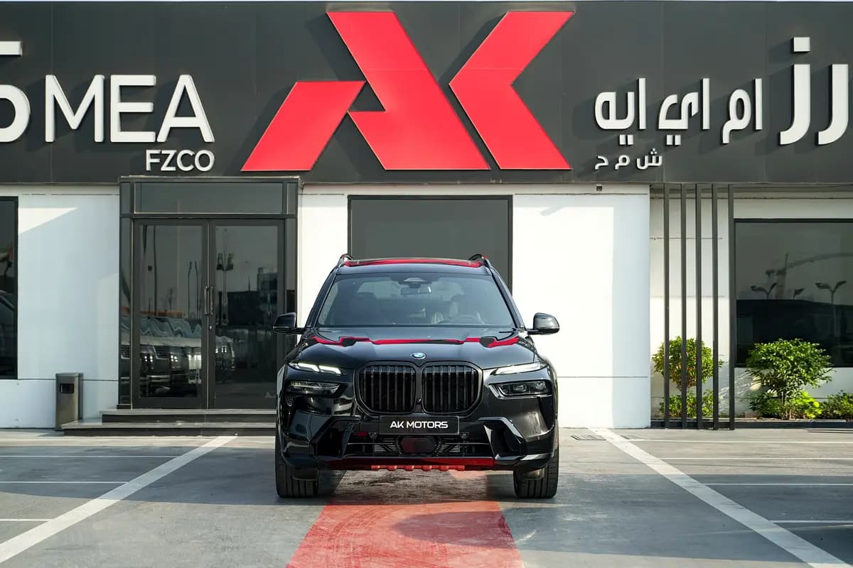 خرید بی‌ام‌و ایکس۷ xDrive40i M Sport مدل ۲۰۲۶ از دبی — واردات به منطقه آزاد کیش و قشم — خودرو بی‌ام‌و — تصویر 2