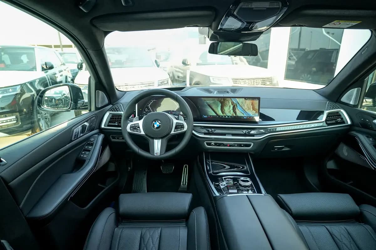 خرید بی‌ام‌و ایکس۷ xDrive40i M Sport مدل ۲۰۲۶ از دبی — واردات به منطقه آزاد کیش و قشم — خودرو بی‌ام‌و — تصویر 8