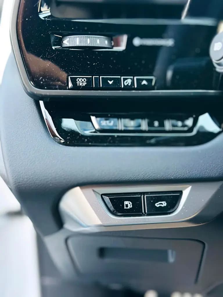 خرید لکسوس سری RX RX 500h F Sport Performance مدل ۲۰۲۶ از دبی — واردات به منطقه آزاد کیش و قشم — خودرو لکسوس — تصویر 11