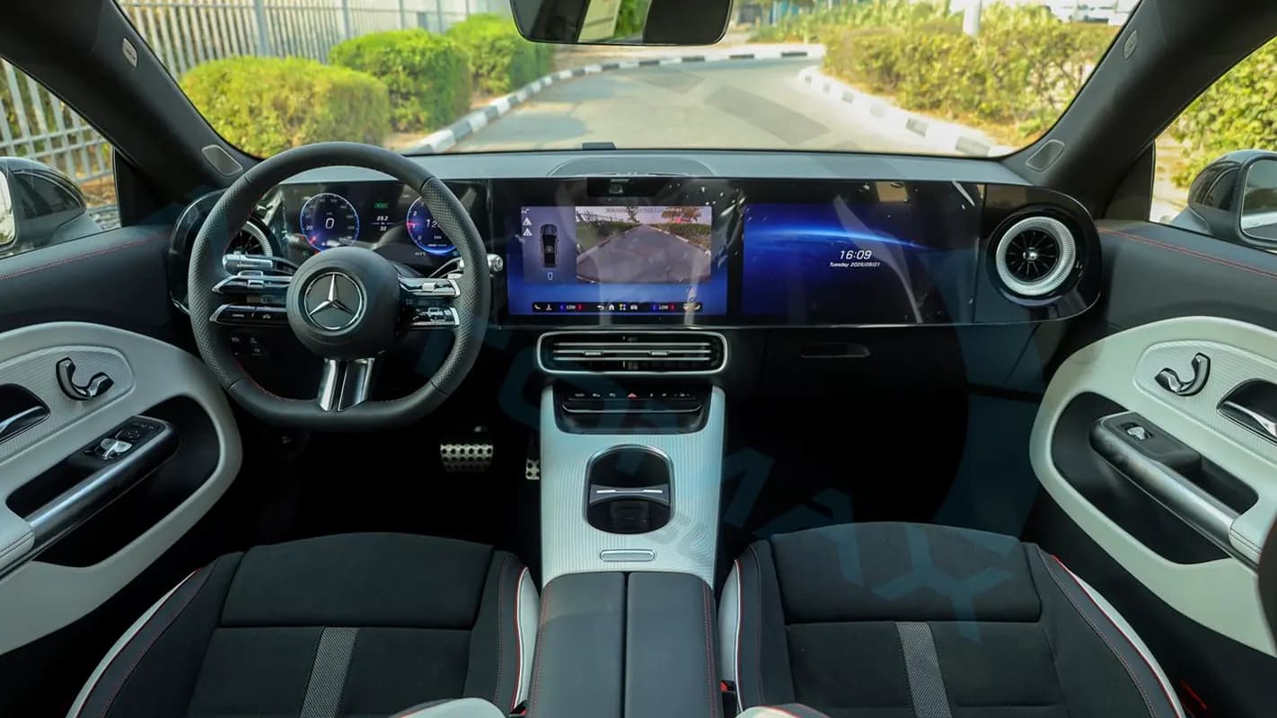 خرید مرسدس CLA Class CLA 200 مدل ۲۰۲۷ از دبی — واردات به منطقه آزاد کیش و قشم — خودرو مرسدس — تصویر 2