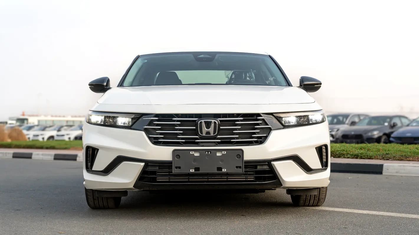 خرید هوندا Accord Luxury مدل ۲۰۲۵ از دبی — واردات به منطقه آزاد کیش و قشم — خودرو هوندا — تصویر 2
