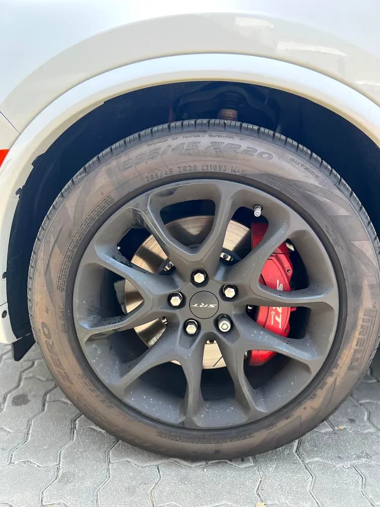 خرید Dodge Durango SRT مدل ۲۰۲۴ از دبی — واردات به منطقه آزاد کیش و قشم — خودرو Dodge — تصویر 12