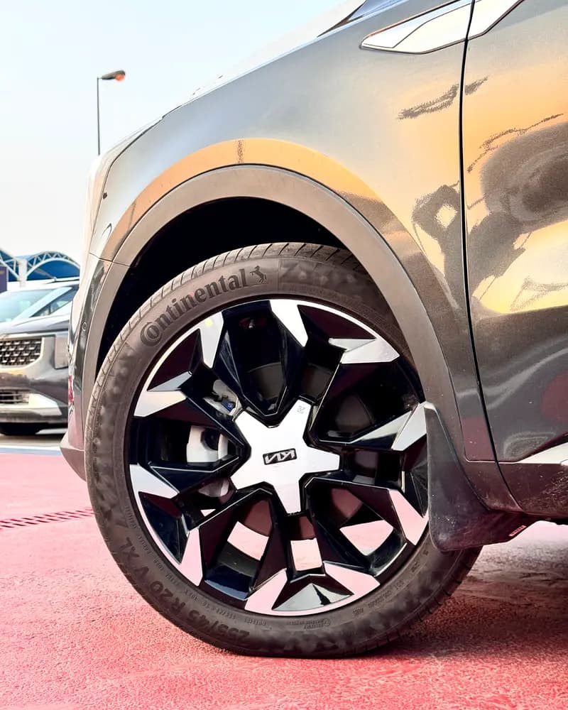 خرید کیا سورنتو LX مدل ۲۰۲۷ از دبی — واردات به منطقه آزاد کیش و قشم — خودرو کیا — تصویر 5