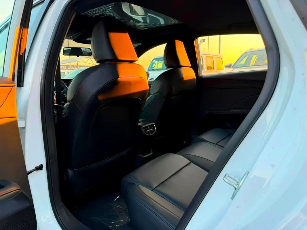 خرید ام‌جی MG5 Comfort مدل ۲۰۲۶ از دبی — واردات به منطقه آزاد کیش و قشم — خودرو ام‌جی — تصویر 20