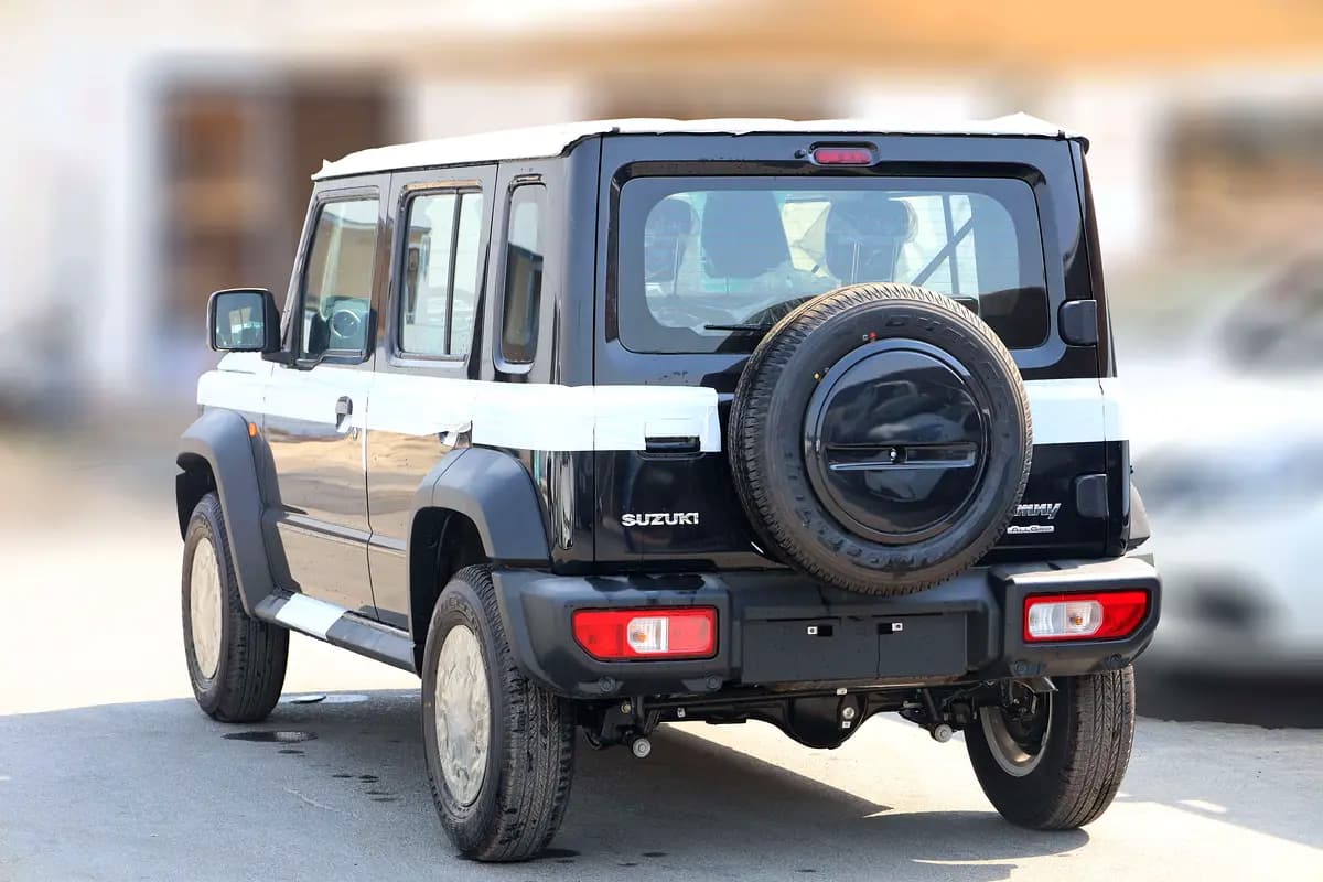 خرید سوزوکی جیمینی GLX AT 5-Door مدل ۲۰۲۶ از دبی — واردات به منطقه آزاد کیش و قشم — خودرو سوزوکی — تصویر 4