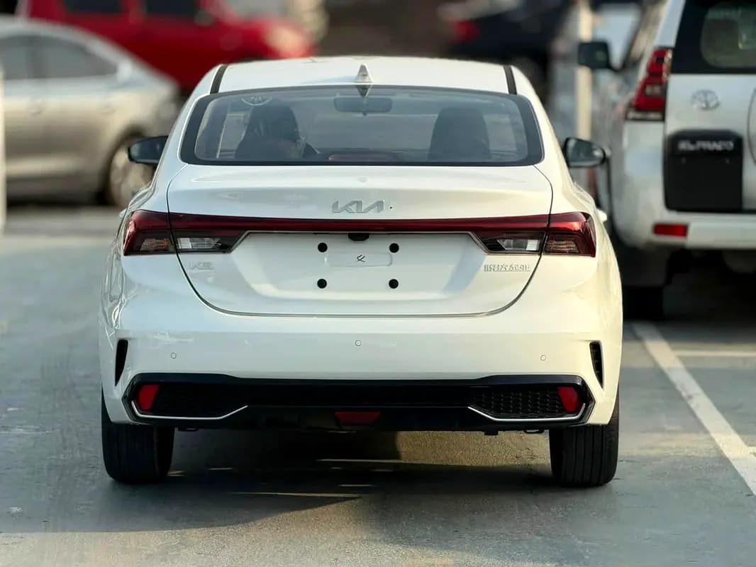 خرید کیا کی۳ LX مدل ۲۰۲۶ از دبی — واردات به منطقه آزاد کیش و قشم — خودرو کیا — تصویر 3