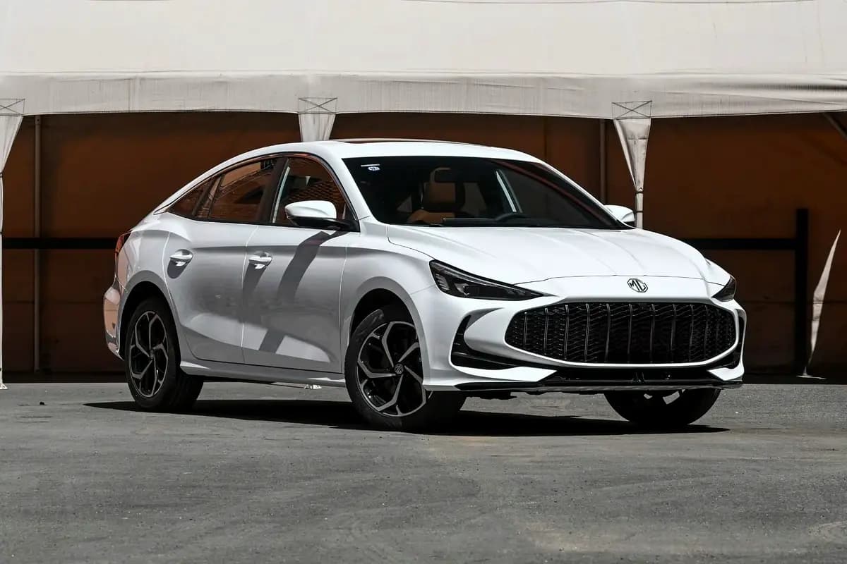 خرید ام‌جی MG5 Luxury مدل ۲۰۲۶ از دبی — واردات به منطقه آزاد کیش و قشم — خودرو ام‌جی — تصویر 2