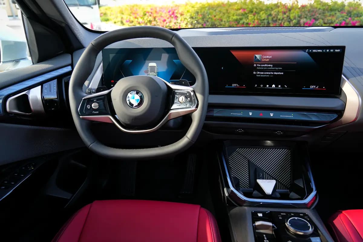 خرید بی‌ام‌و ایکس۳ xDrive25L مدل ۲۰۲۶ از دبی — واردات به منطقه آزاد کیش و قشم — خودرو بی‌ام‌و — تصویر 10