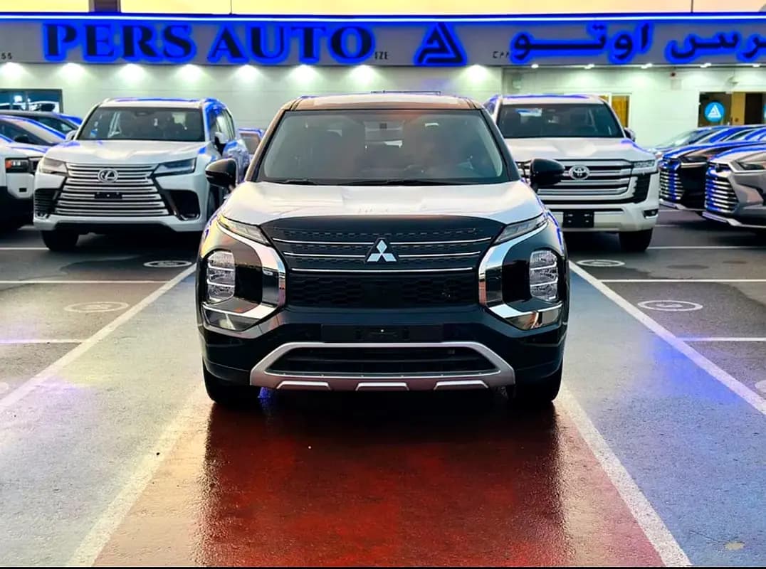 خرید میتسوبیشی اوتلندر مدل ۲۰۲۵ از دبی — واردات به منطقه آزاد کیش و قشم — خودرو میتسوبیشی — تصویر 3