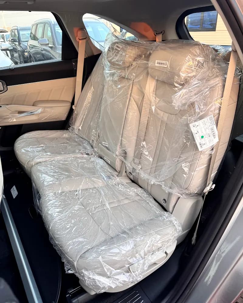 خرید کیا سورنتو Premium مدل ۲۰۲۶ از دبی — واردات به منطقه آزاد کیش و قشم — خودرو کیا — تصویر 12