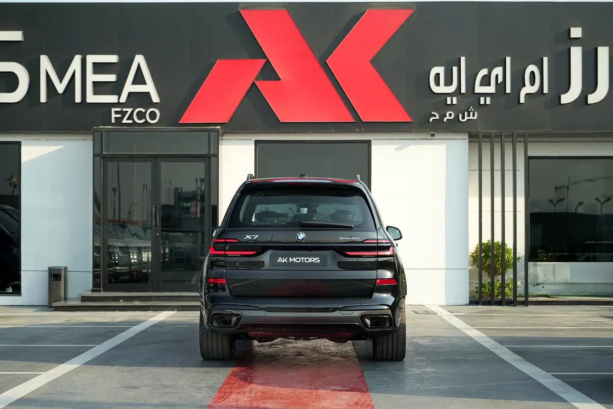 خرید بی‌ام‌و ایکس۷ xDrive40i M Sport مدل ۲۰۲۶ از دبی — واردات به منطقه آزاد کیش و قشم — خودرو بی‌ام‌و — تصویر 5