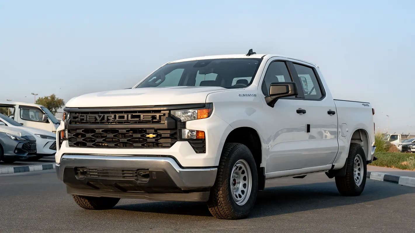 خرید شورولت Silverado 1500 WT مدل ۲۰۲۵ از دبی — واردات به منطقه آزاد کیش و قشم — خودرو شورولت
