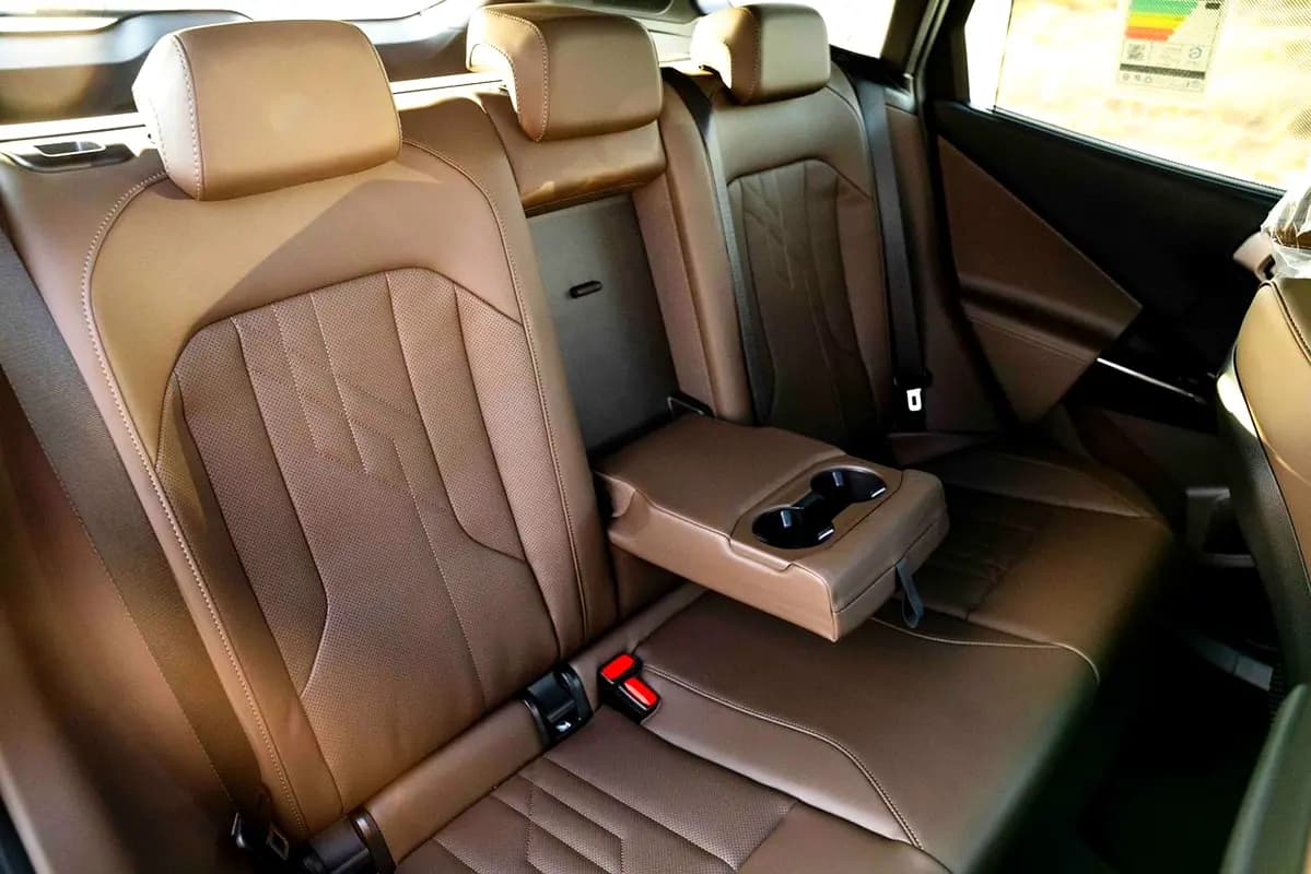 خرید بی‌ام‌و ایکس۳ xDrive20i مدل ۲۰۲۶ از دبی — واردات به منطقه آزاد کیش و قشم — خودرو بی‌ام‌و — تصویر 8