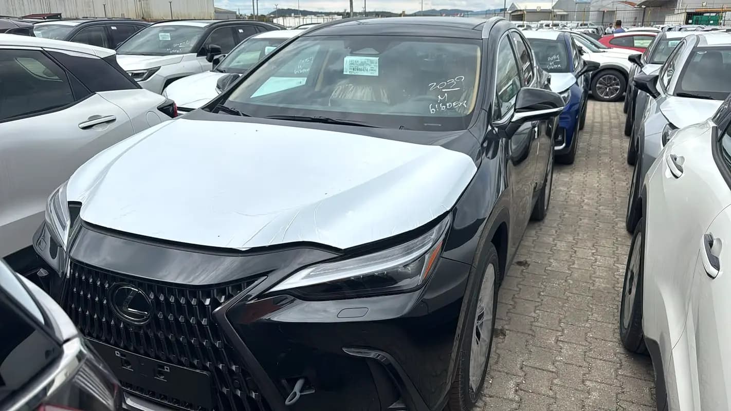 خرید لکسوس NX Series NX 350H مدل ۲۰۲۶ از دبی — واردات به منطقه آزاد کیش و قشم — خودرو لکسوس — تصویر 2