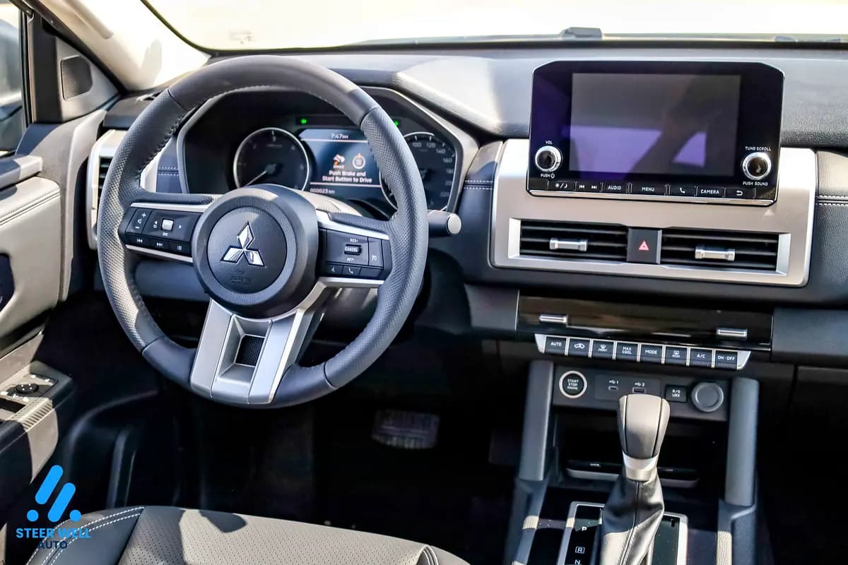 خرید میتسوبیشی L200 Sportero مدل ۲۰۲۷ از دبی — واردات به منطقه آزاد کیش و قشم — خودرو میتسوبیشی — تصویر 12