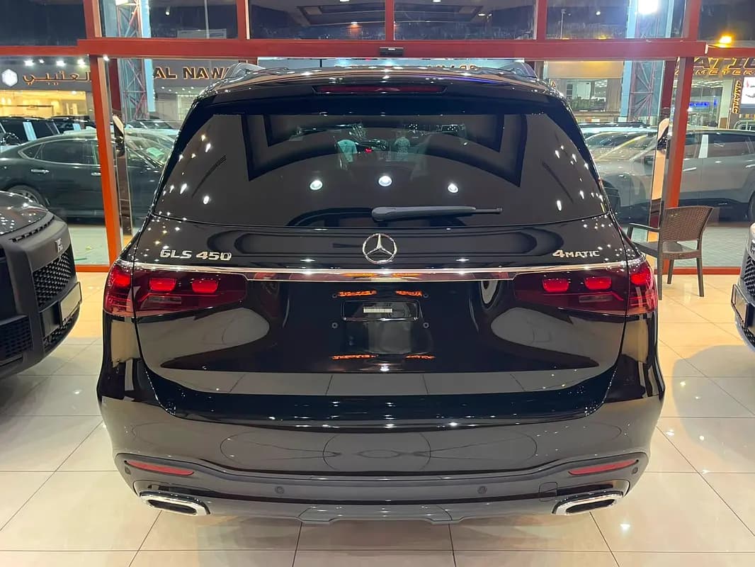 خرید مرسدس GLS GLS 450 4MATIC مدل ۲۰۲۵ از دبی — واردات به منطقه آزاد کیش و قشم — خودرو مرسدس — تصویر 15