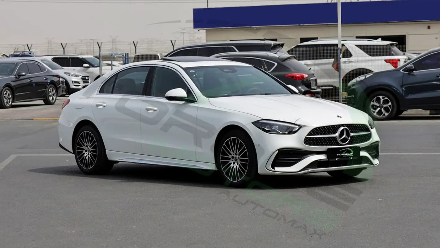 خرید مرسدس کلاس C C200 L مدل ۲۰۲۷ از دبی — واردات به منطقه آزاد کیش و قشم — خودرو مرسدس — تصویر 4