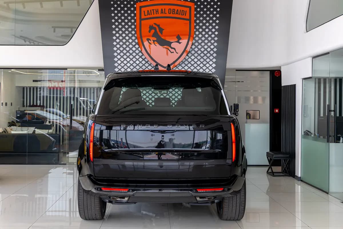 خرید لند روور رنج روور HSE P530 مدل ۲۰۲۶ از دبی — واردات به منطقه آزاد کیش و قشم — خودرو لند روور — تصویر 5