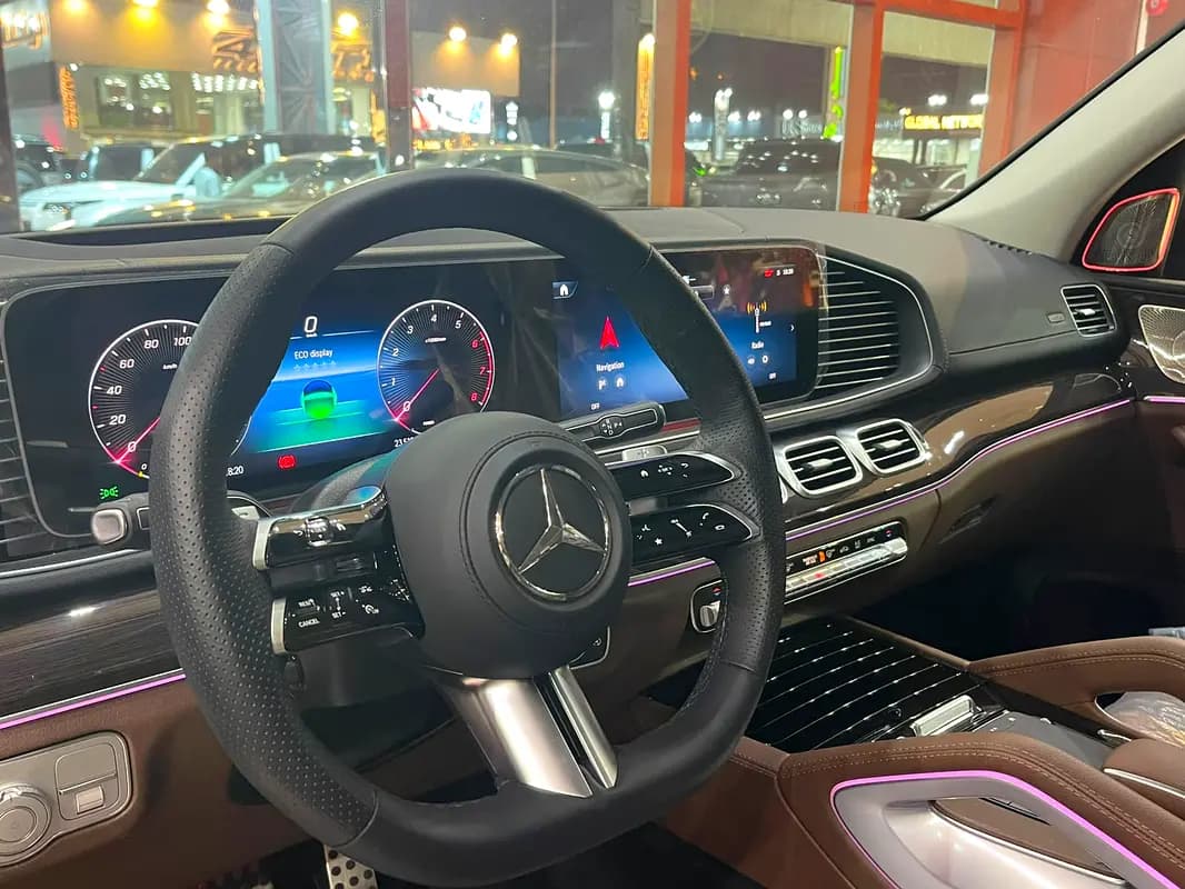 خرید مرسدس GLS GLS 450 4MATIC مدل ۲۰۲۵ از دبی — واردات به منطقه آزاد کیش و قشم — خودرو مرسدس — تصویر 5