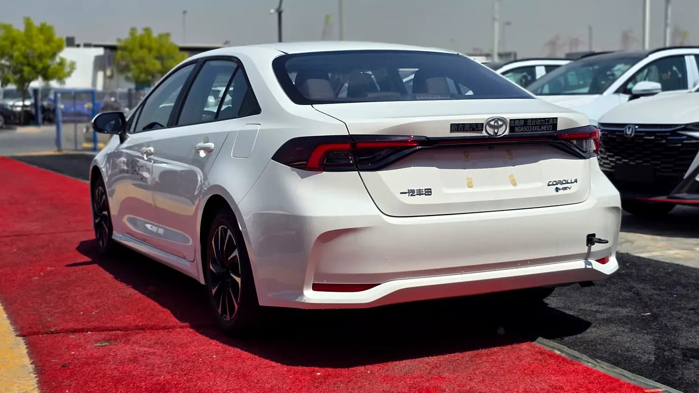 خرید تویوتا کرولا Altis مدل ۲۰۲۶ از دبی — واردات به منطقه آزاد کیش و قشم — خودرو تویوتا — تصویر 4