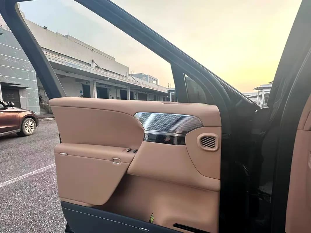 خرید ایکسپنگ GX Ultra Flagship مدل ۲۰۲۶ از دبی — واردات به منطقه آزاد کیش و قشم — خودرو ایکسپنگ — تصویر 7