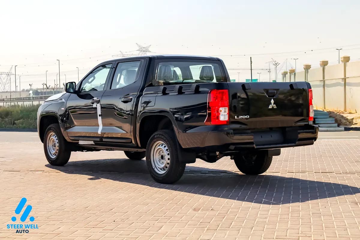 خرید میتسوبیشی L200 Double Cab GL مدل ۲۰۲۷ از دبی — واردات به منطقه آزاد کیش و قشم — خودرو میتسوبیشی — تصویر 4