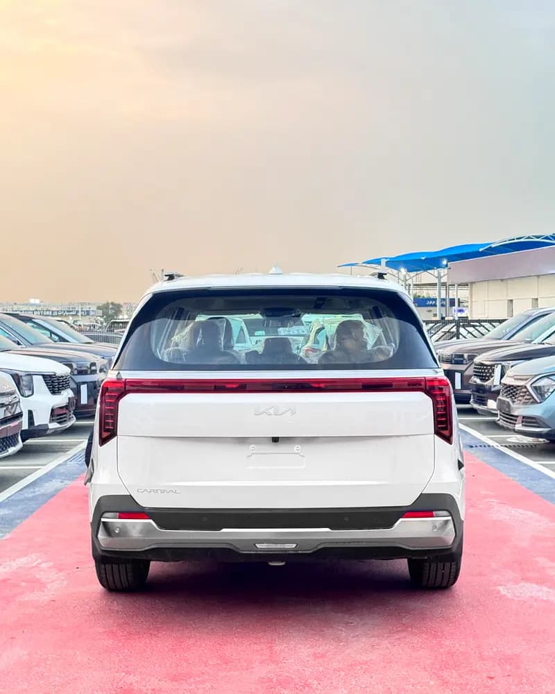 خرید کیا کارنیوال LX مدل ۲۰۲۷ از دبی — واردات به منطقه آزاد کیش و قشم — خودرو کیا — تصویر 4