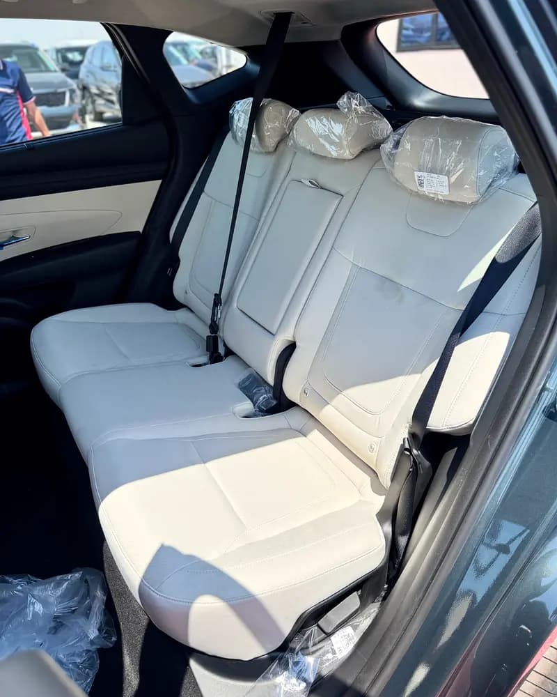 خرید هیوندای توسان Comfort plus مدل ۲۰۲۷ از دبی — واردات به منطقه آزاد کیش و قشم — خودرو هیوندای — تصویر 12